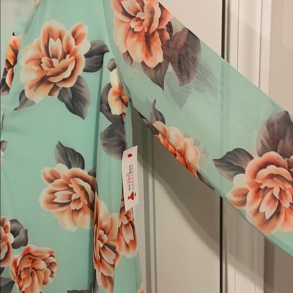 Floral tunic - Picture 2 of 4